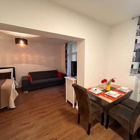 Amazing Apartment Zborovska 프라하 외부 사진